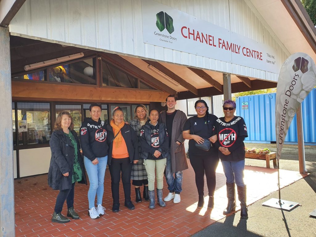 New Zealand P-Pull whānau at first monthly meth support meeting in Upper Hutt