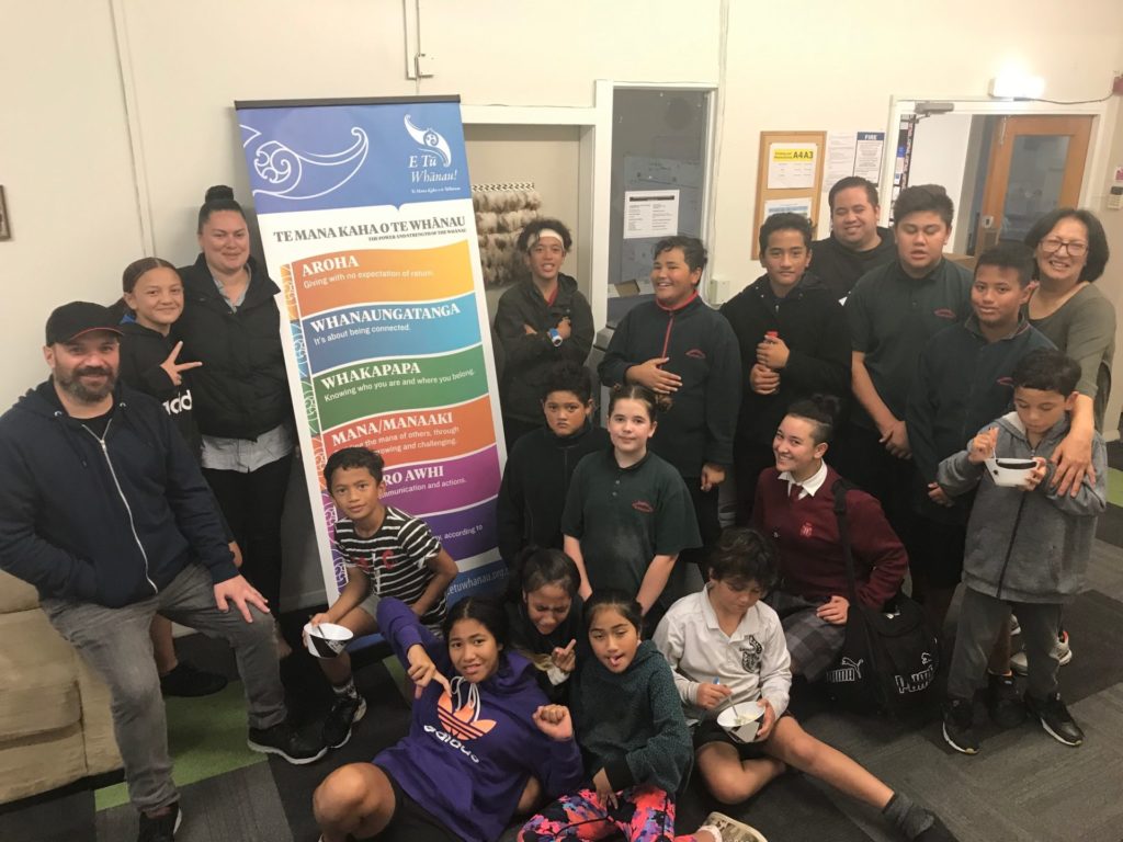 Kaimahi and rangatahi who attend Tihei Rangatahi run by Kokiri Marae with the E Tū Whānau banner